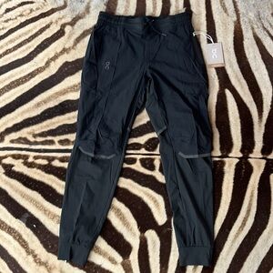 NWT On Cloud Running Pants